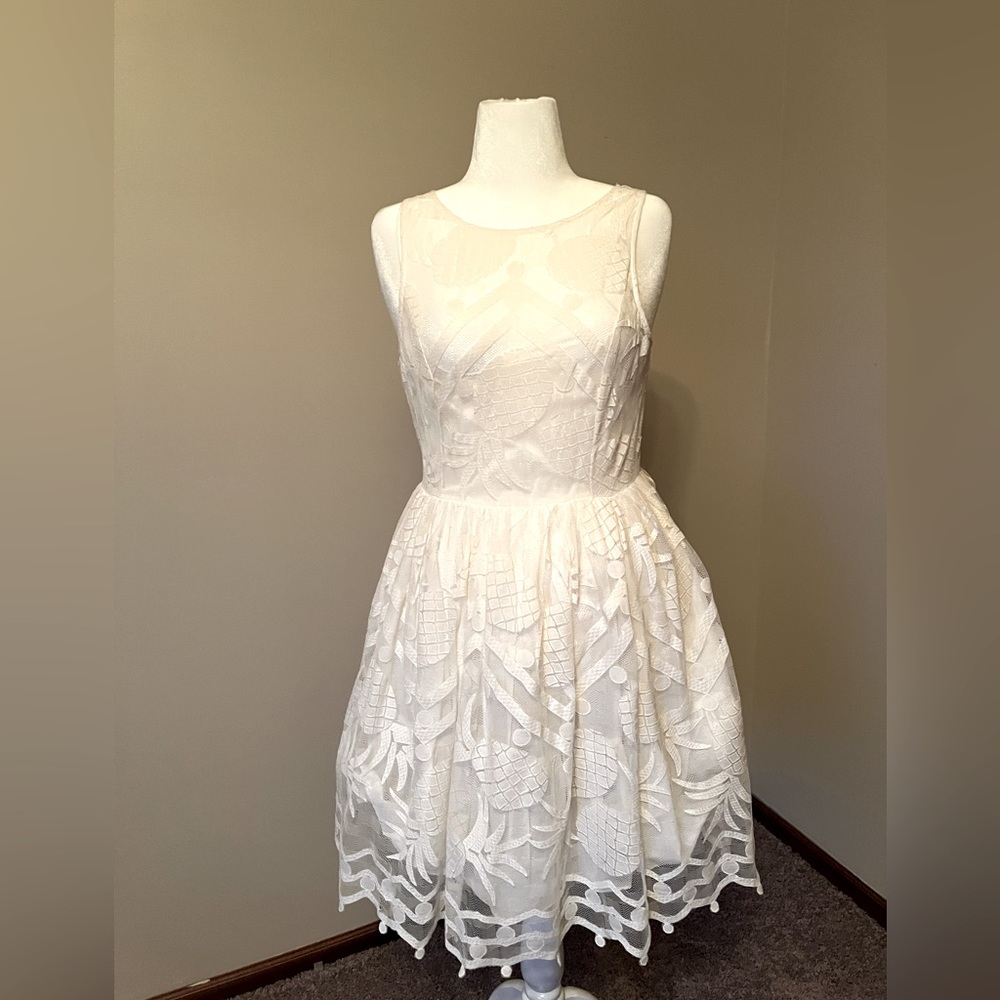 Anthropologie Maeve White Pineapple Lace Dress, size 12